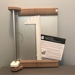 We R Memory Keepers Premium Paper Trimmer.